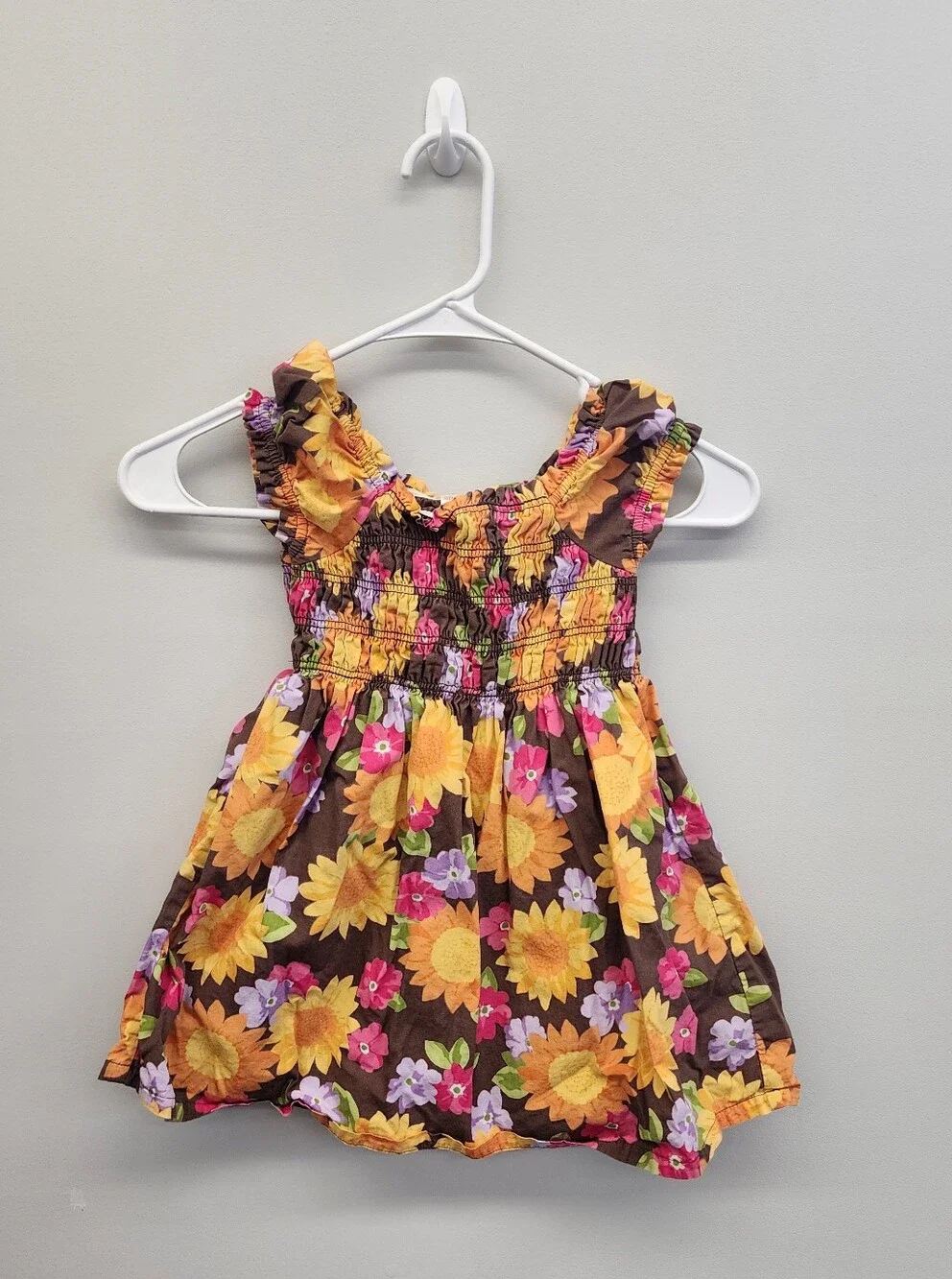 Gymboree Vintage 2011 Sunflower Floral Smocked Dress Girls Size 3